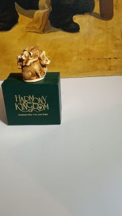 Harmony kingdom figurine