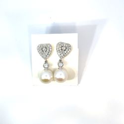 18k White Gold Pearl Earrings