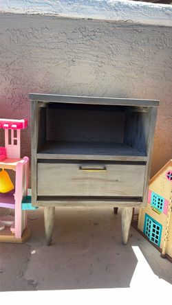 End table