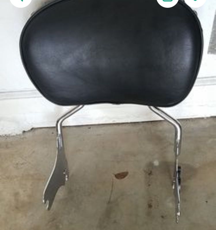 2013 Road King Harley Davidson sissy seat