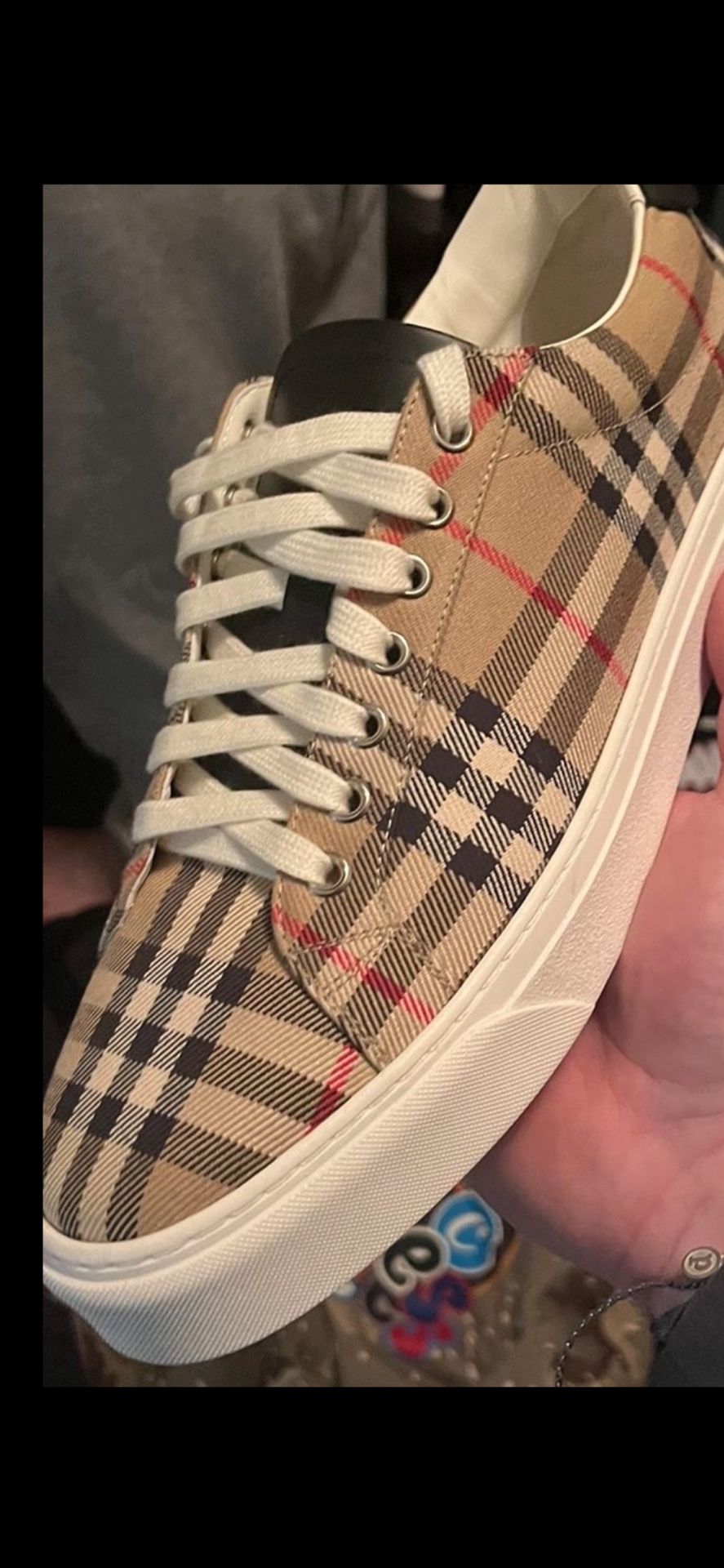 Burberry Gucci Versace !!!