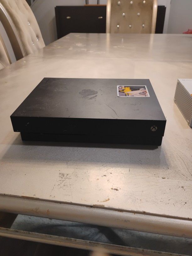 Xbox One With Controller