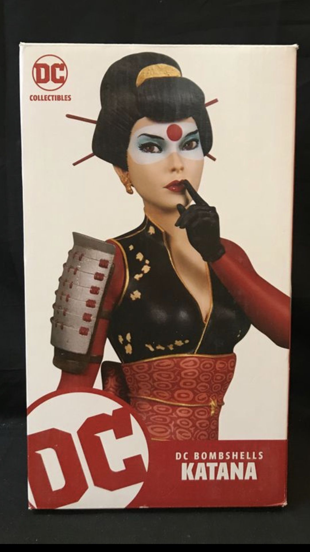 DC Collectibles Bombshells KATANA Statue.