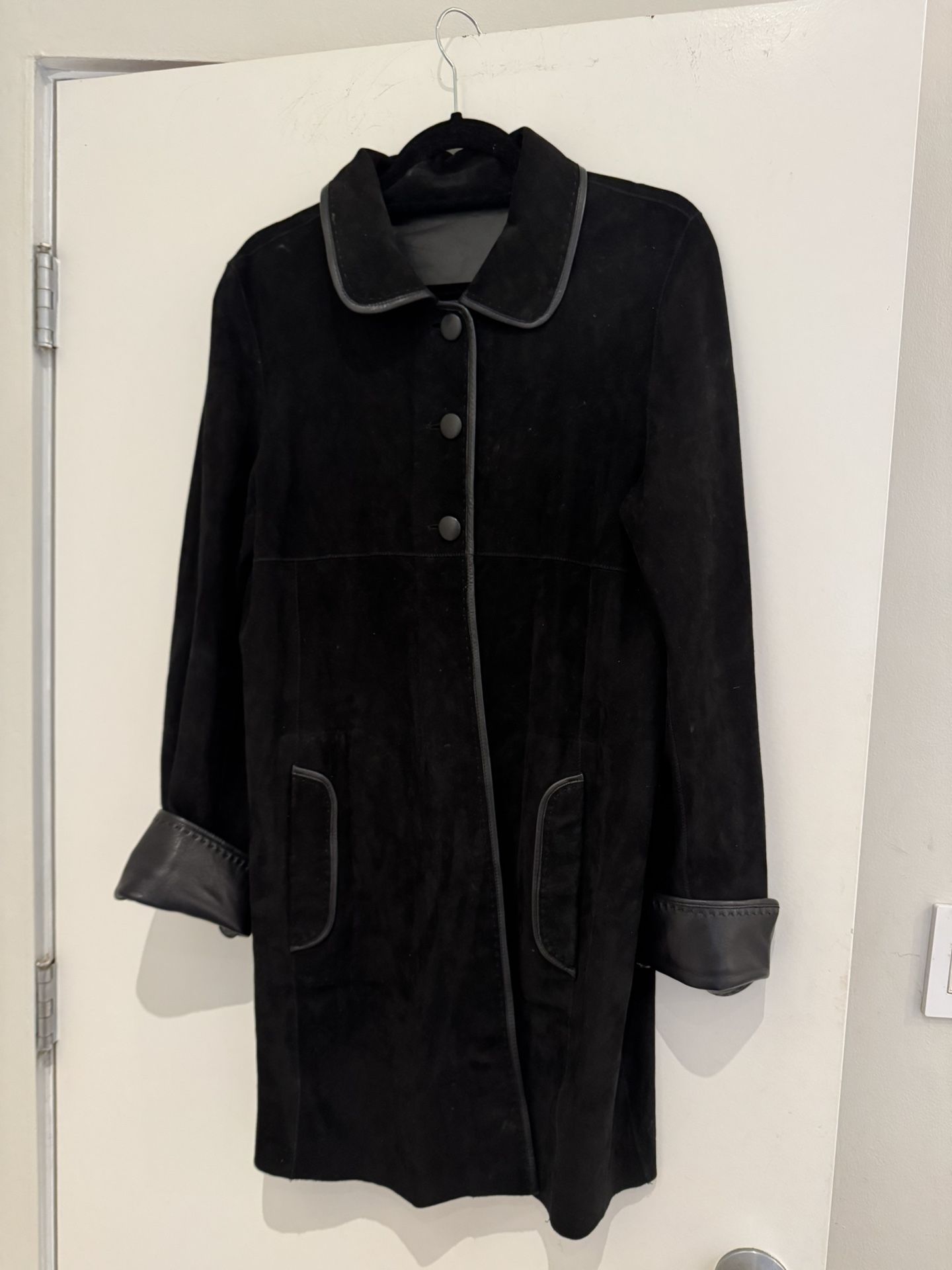 Scuola del Cuoio authentic suede and leather jacket. Reversible. Retail $850