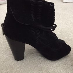 Ladies Brand New Booties 