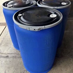 Clean Plastic Barrels 55 Gallons $30 Each, Have 14