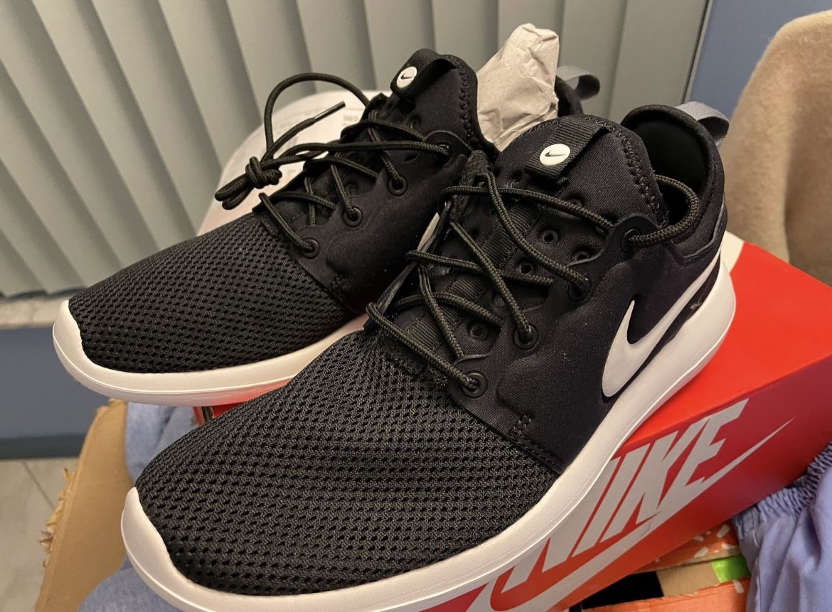 Nike Roshe Mens Brand New