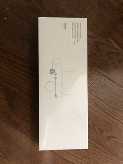 Apple Power Adapter