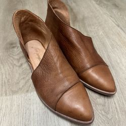 Free people Leather Shoes Size 7.5