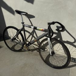 Leader 721 Fixed Gear Bike