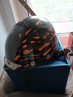 Child's bike helmet,  xs Bell