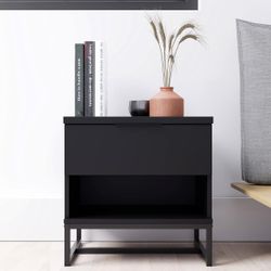 Nightstand 