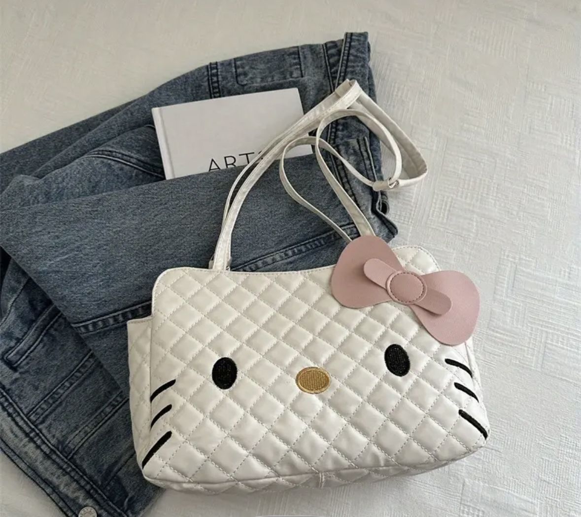 White Hello Kitty Purse!