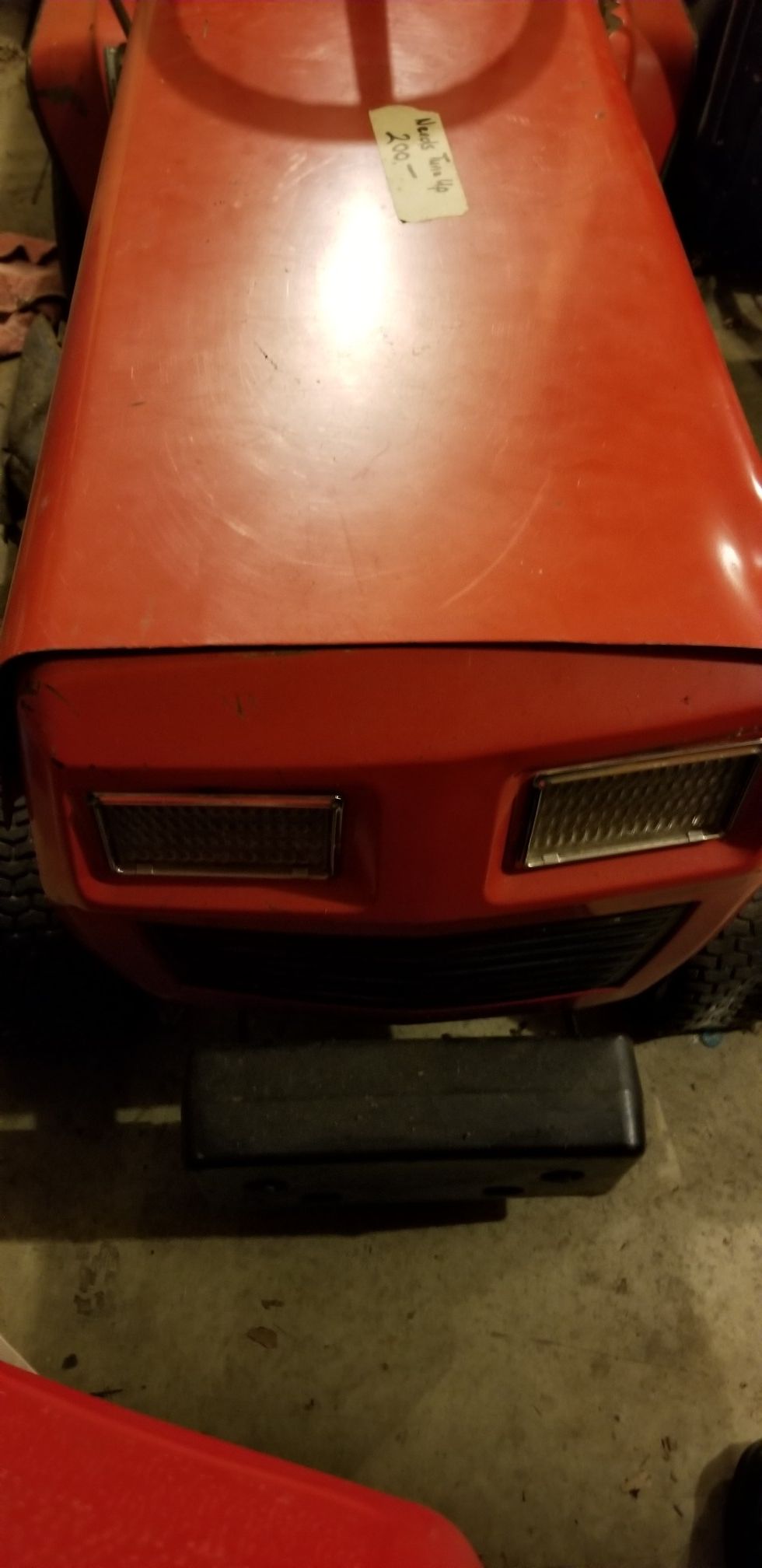 MTD Riding lawn mower. Not working. Stored in garage. 11 horsepower 7