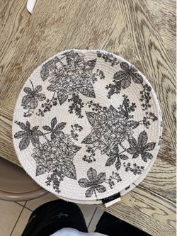 Place settings for dining table