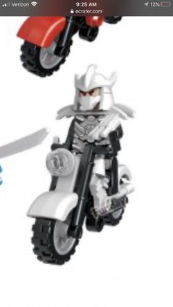 Ninja turtles Shredder Minifigures that goes with LEGO