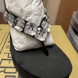 WEDGE BEBE SPORT SIZE 6  new.  