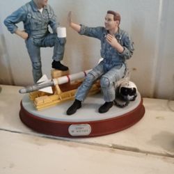 Memories Of War Statue 