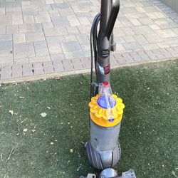 Use Dyson Ball Total Clean Vacuum 