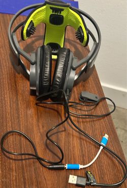 Versus Performance Brain Training Headset w/o Subscription