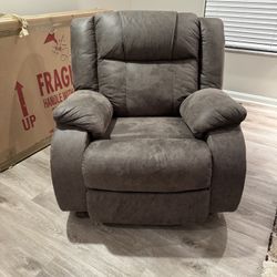 Full Size Grey Recliner 