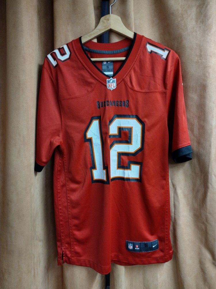 Tom Brady Distressed NFL Jersey Sz Small