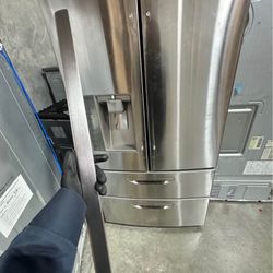 LG Refrigerator 