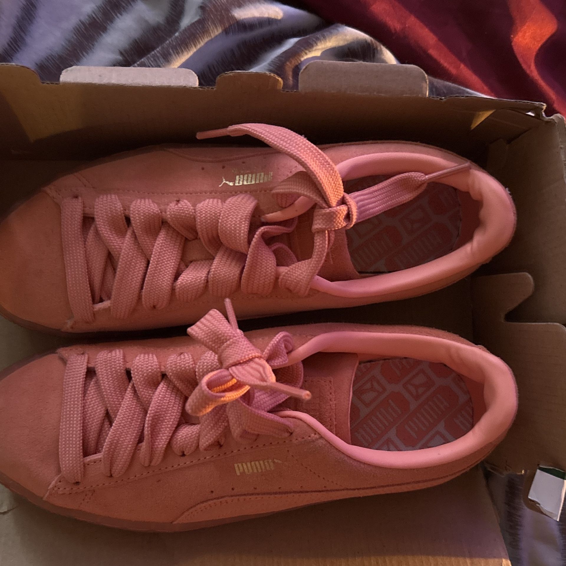 Suede Classic Mono Gold Jr