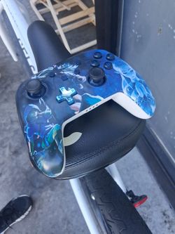 Nintendo Switch Pro Controller Zelda Edition