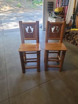 Solid Wood Bar Chairs In Excellent Condition