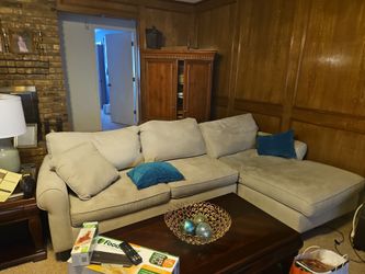 Havertys dove gray sectional