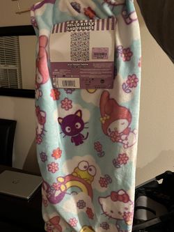 Hello Kitty Throw Blanket