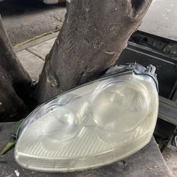 Driver Side Head Light 