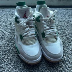 Jordan 4 Sb Green Size 8