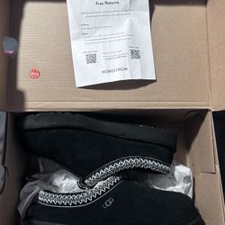 UGG Tasman Slippers 