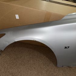 Infiniti Q50 drivers side fender.