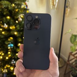 iPhone 15 Pro 256GB UNLOCKED