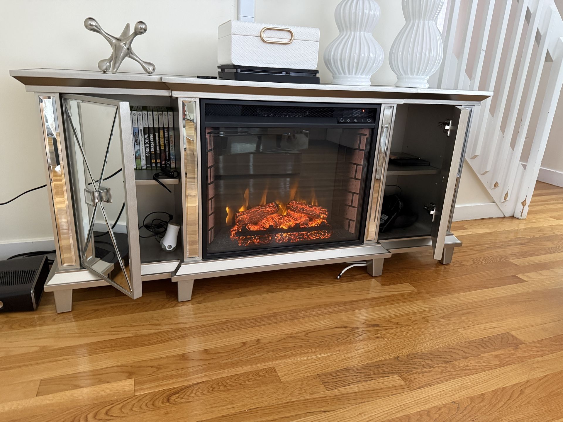 Katrien Mirrored Media Console Electric Fireplace