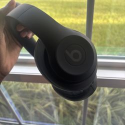 Beats Studio Pro