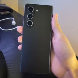 Samsung Z Fold 5