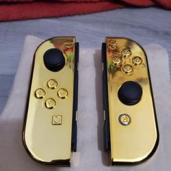 Selling A New Pair Of Gold Chrome  Joycons