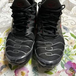 Nike AirMax TN Air Red & Black Size 12