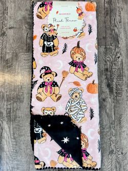 Pink Viral Halloween Spooky Teddy Bear Reversible Plush Throw Blanket NEW