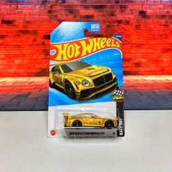 Hot Wheels 2018 Bentley Continental GT3 Gold
