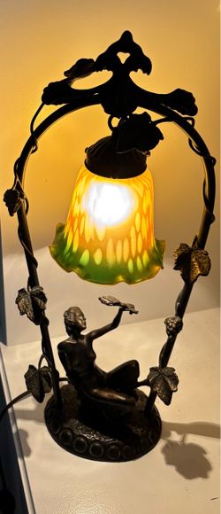 Table lamp