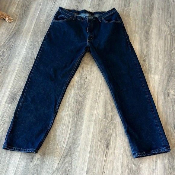 Wrangler blue denim jeans straight  leg size 38
