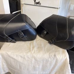 OEM Kawasaki Vulcan 900 Classic Leather Saddlebags