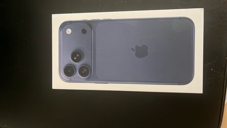 IPHONE 17PRO MAX  Carrier locked to Xfinity