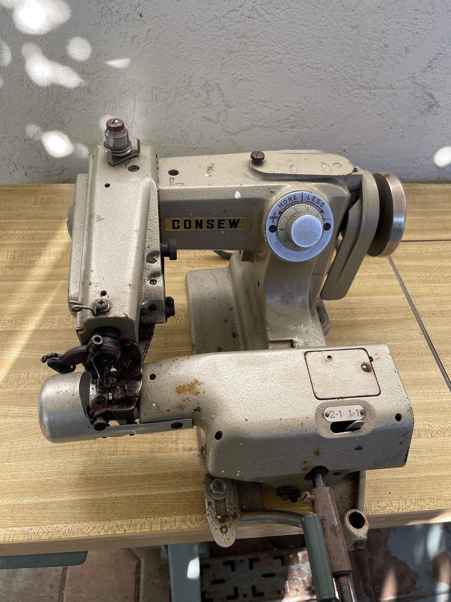Consew Blind Stitch Sewing Machine