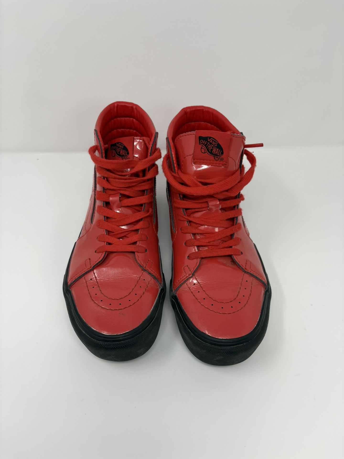 VANS Off The Wall 2019 The David Bowie Archive Size 5.5 Men Size 7 Women Red